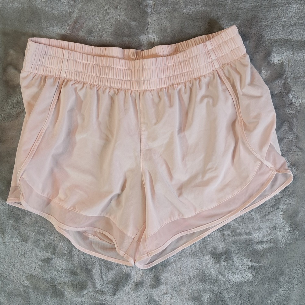 Athleta Mesh Racer Run Short 4 Inch Pink Blush Running Athletic Shorts Medium M